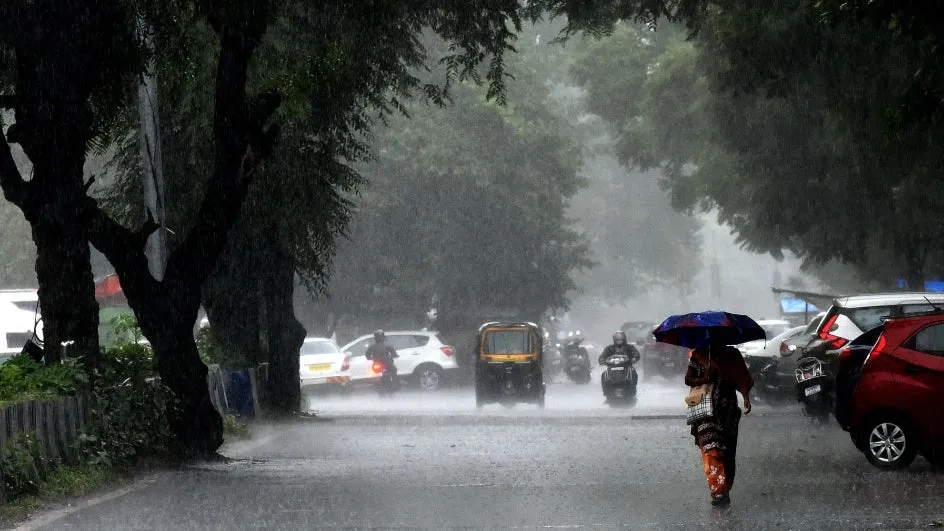 Maharashtra Battles Scorching Heat and Sporadic Rainfall: IMD Issues Yellow Alert Across Several Districts 