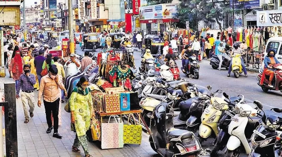 Pune Traffic Police Implement Restrictions for Diwali Shopping Rush: Key Routes Affected 