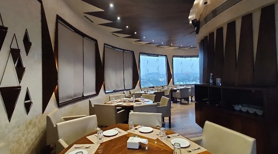 360 Degree - The Revolving Fine Dine Restaurant - Pune 