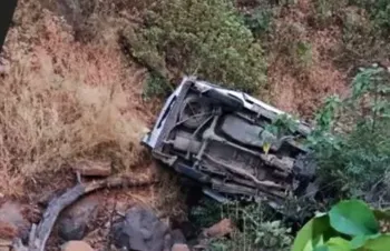 One Dead, Eight Injured as Car Plunges Into 100-Foot Gorge